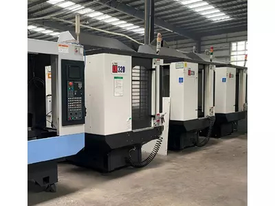 LITZ LH-320, CNC Hochgeschwindigkeits-Bohr- und Gewindeschneidzentrum